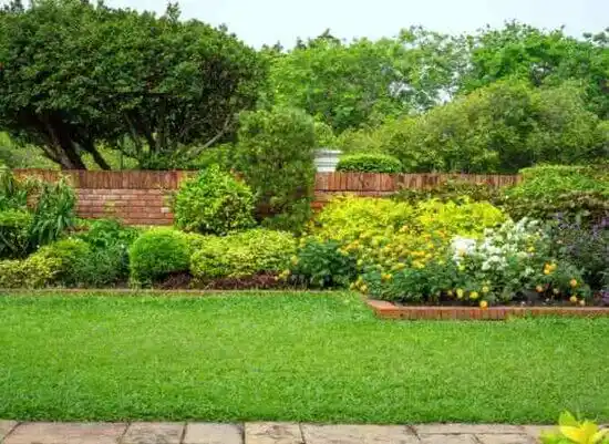 landscaping services Glencoe